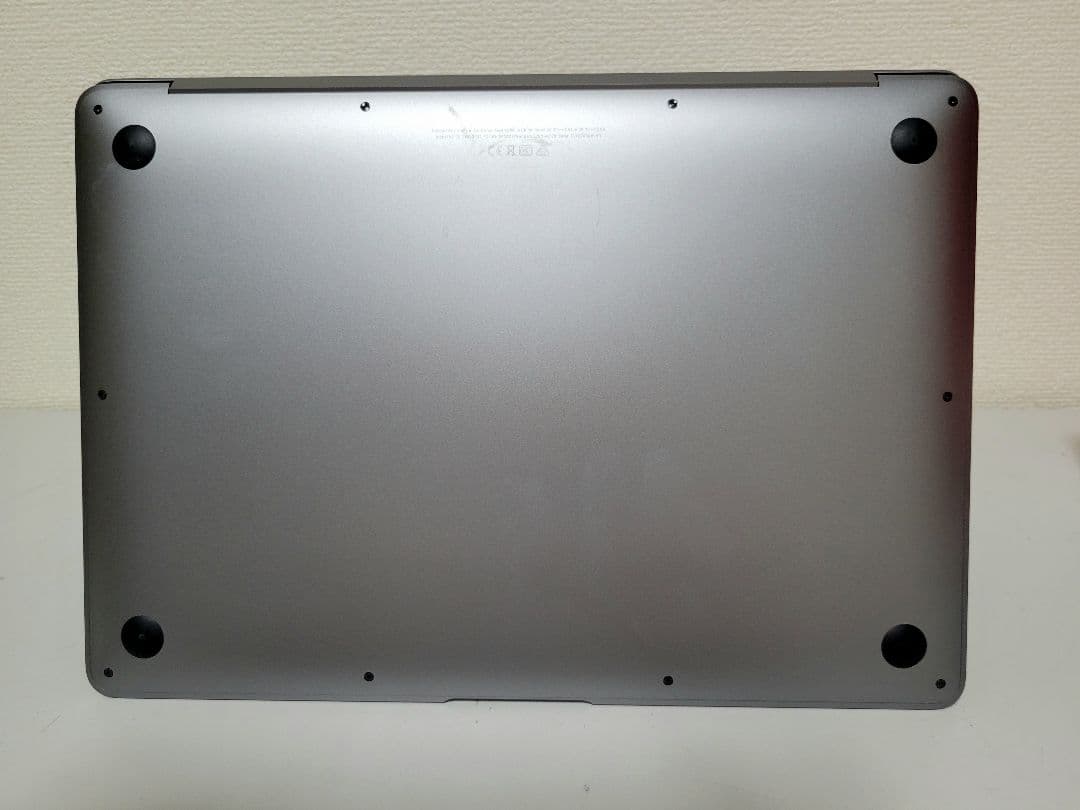 美品　Macbook Air 2020 i7/16GB/512SSD 49回充電