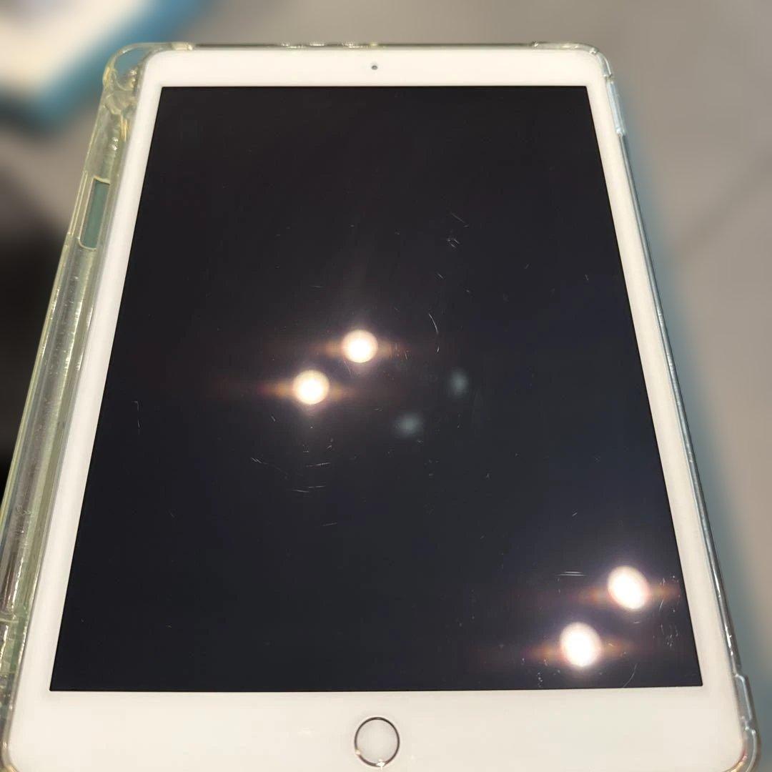 Apple iPad 第7世代　ペンシル付き