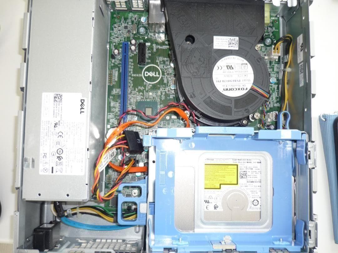 DELLOptiPlex3060 第8世代i3-8100 メモリなし/HDDなし