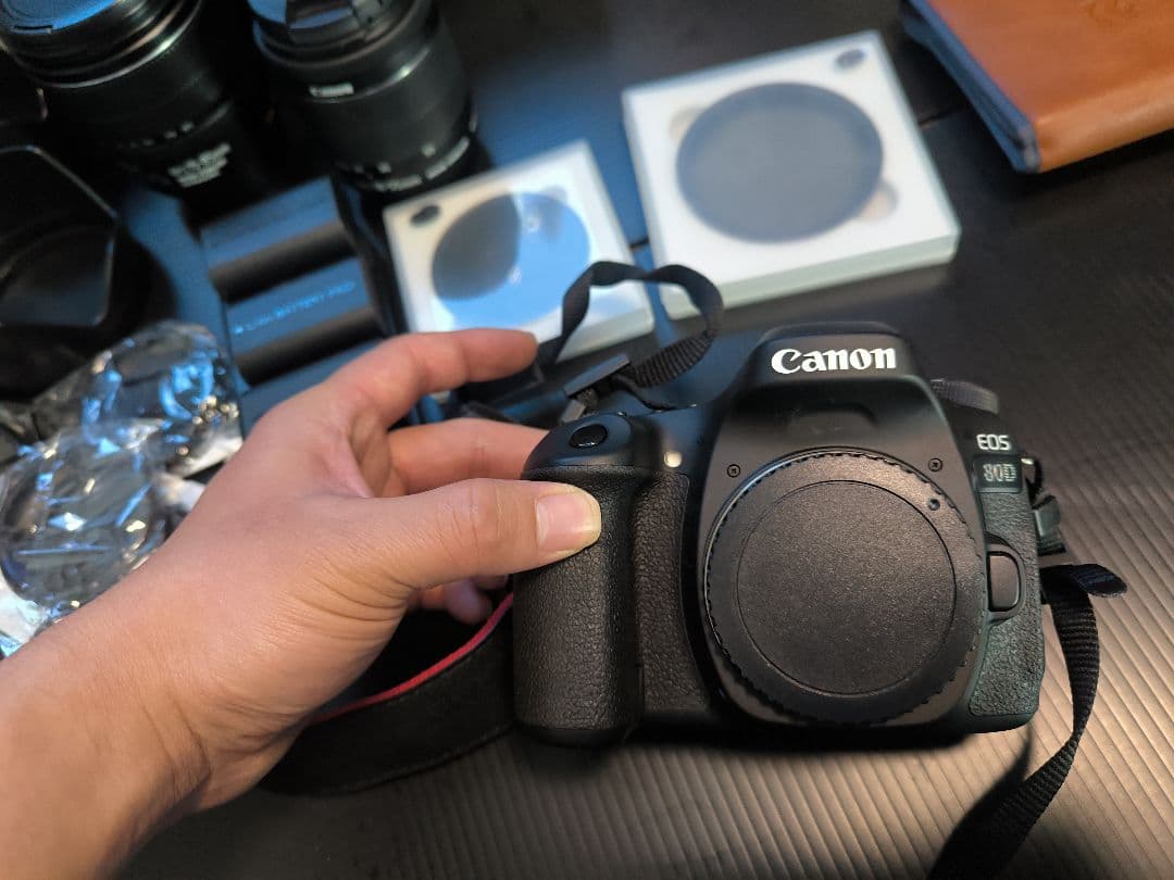 美品キャノンCanon EOS80D 付属品多数