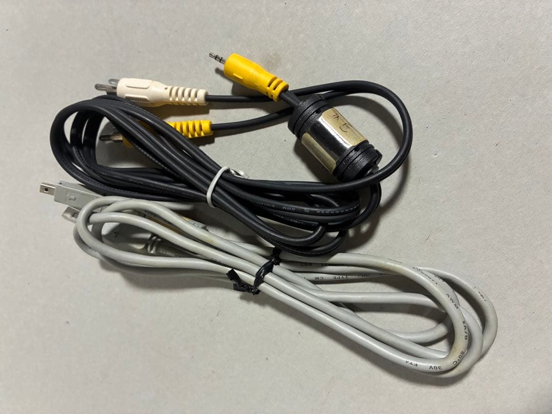 フジフイルムFujifilm FinePix 4500デジタルカメラ　カード6枚