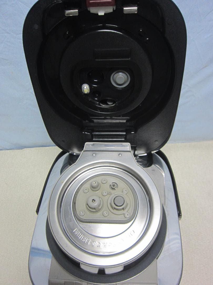 【2857】Panasonic 可変圧力IHジャー炊飯器 SR-JW057