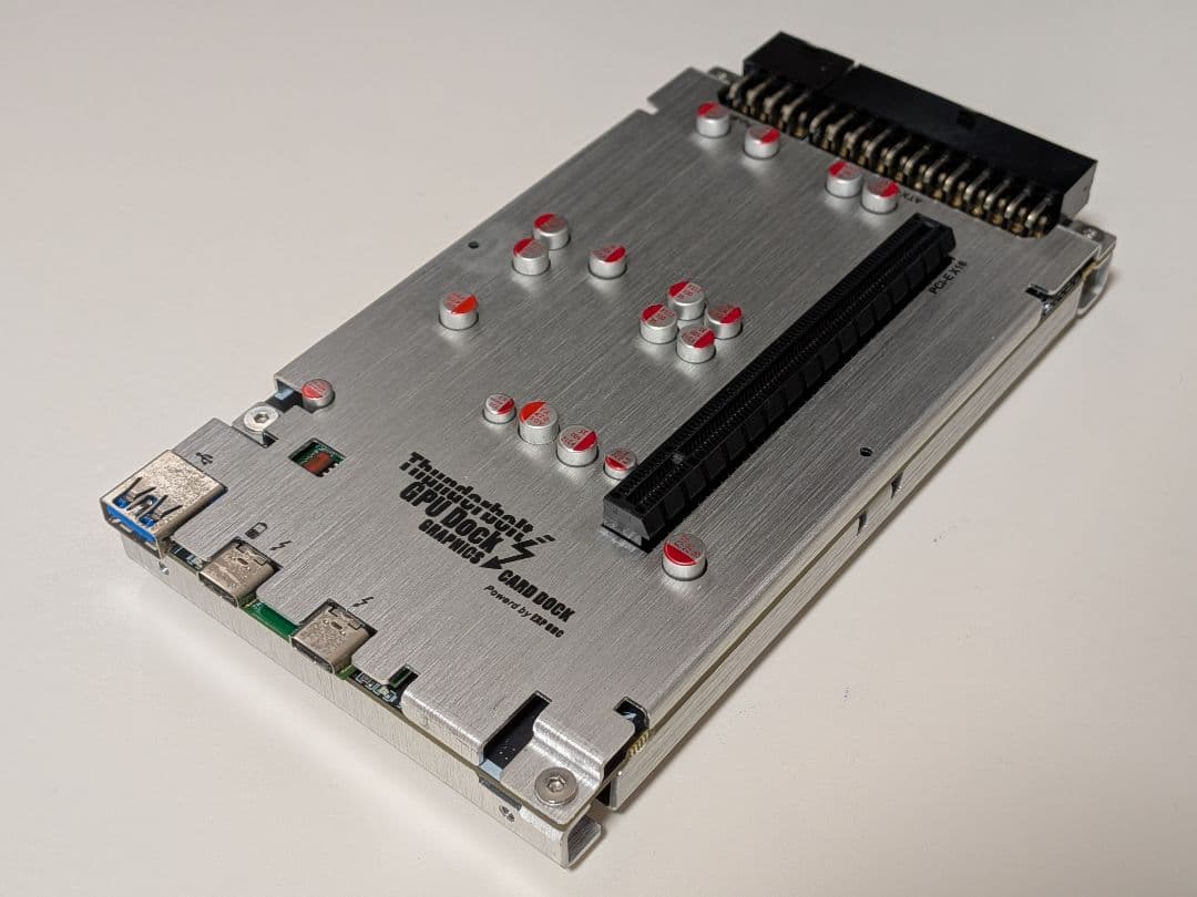 eGPU Thunderbolt GPU Dock ケーブル付き