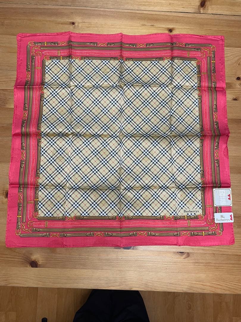 s*y様 シルク・コットンBurberrys チェック柄ハンカチ ーフ4枚セット