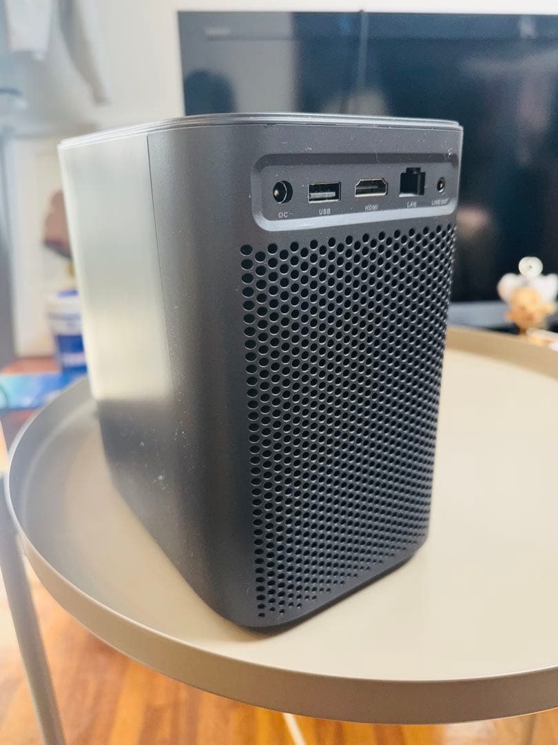 【極美品】Netflix公式認証プロジェクター Emotn N1