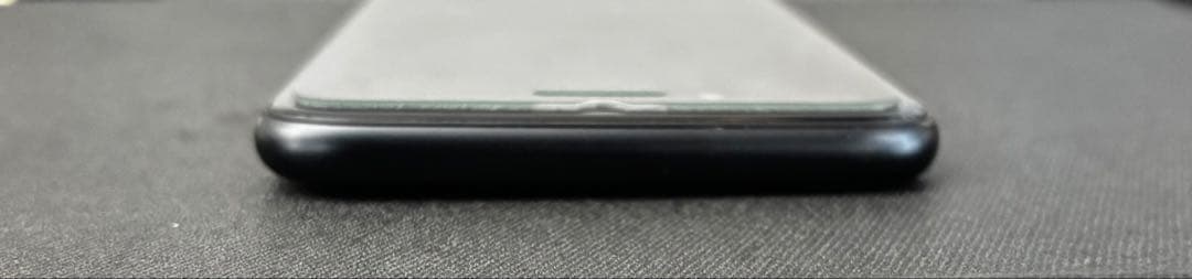 iPhone se第3世代　　Apple SE （64GB）