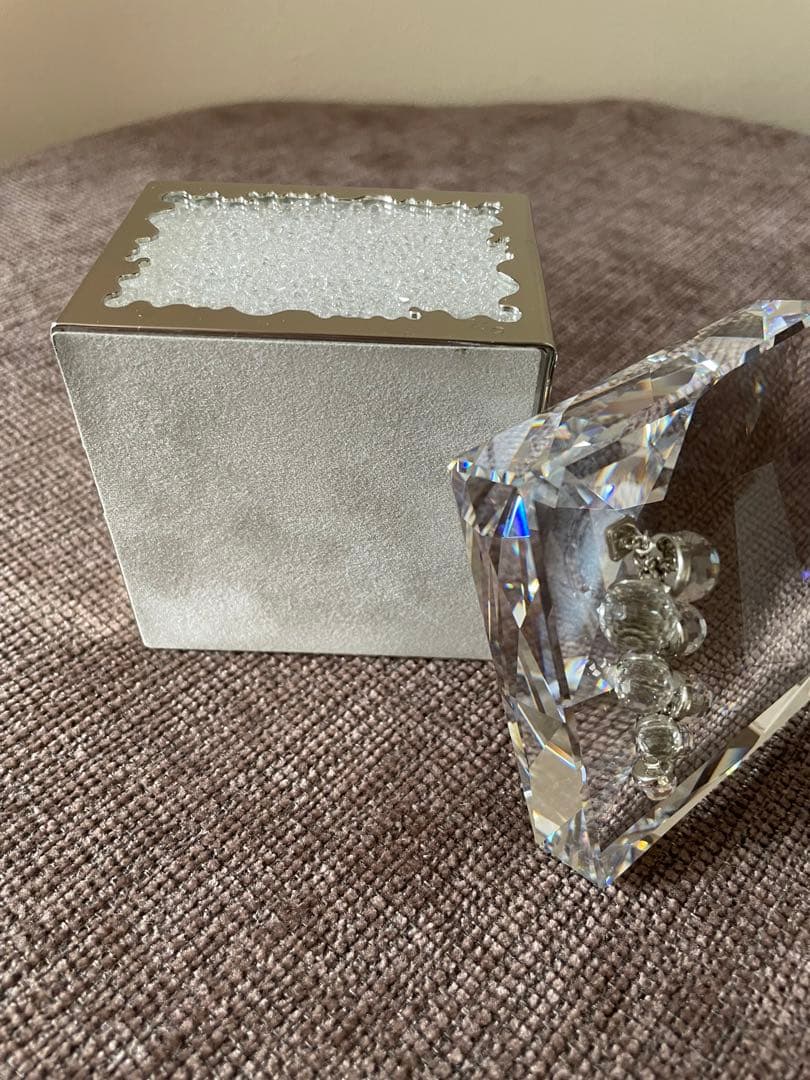 スワロフスキー　小物入れ