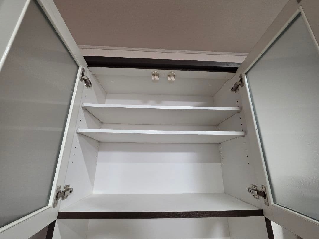①ニトリ　キッチンボード　食器棚