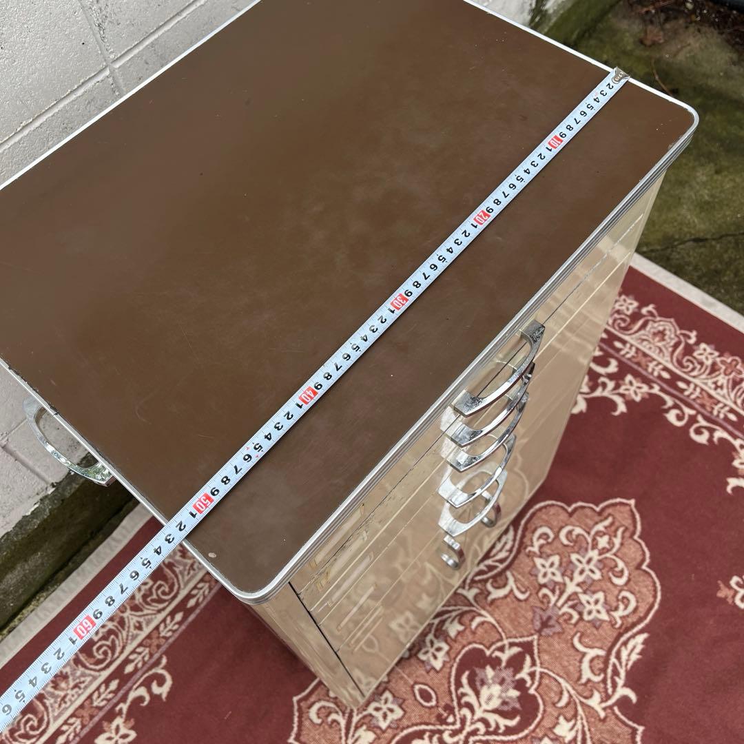 ビンテージ古家具◾️インダストリアル スチール製 デンタルキャビネット 収納棚