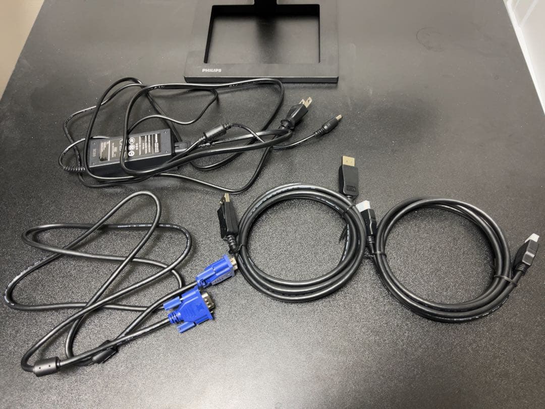 PHILIPS フルHD モニター 242E2FE/11（23.8インチ）