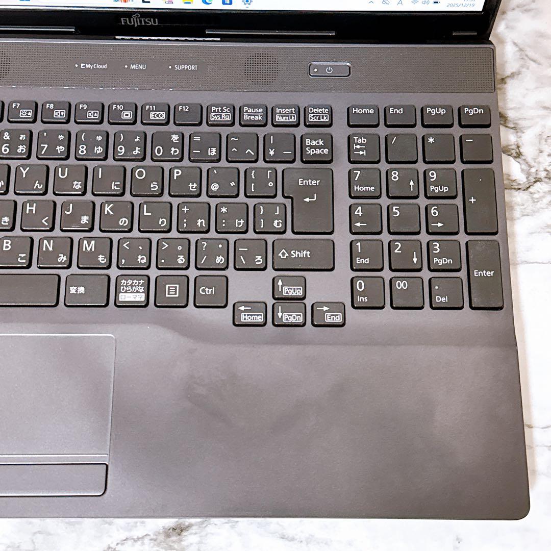 高性能i5＆爆速SSD/メモリ16GB✨カメラ 2019年製 ノートパソコンPC