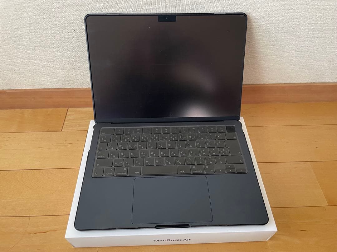 Apple M2 13インチMacBook Air ミッドナイト+おまけ有り