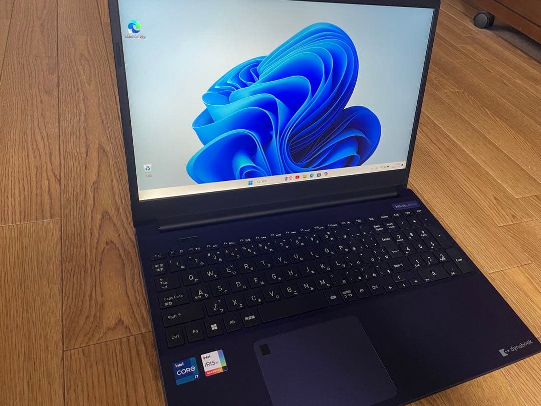 ノートパソコン Core i7 1260P 【美品】