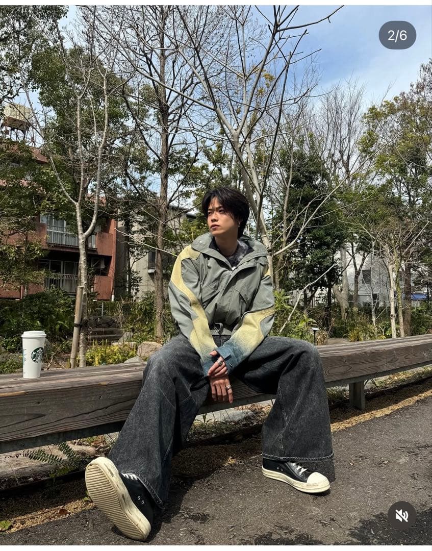 Acne Studios フード付きナイロンジャケット ボンバージャケット