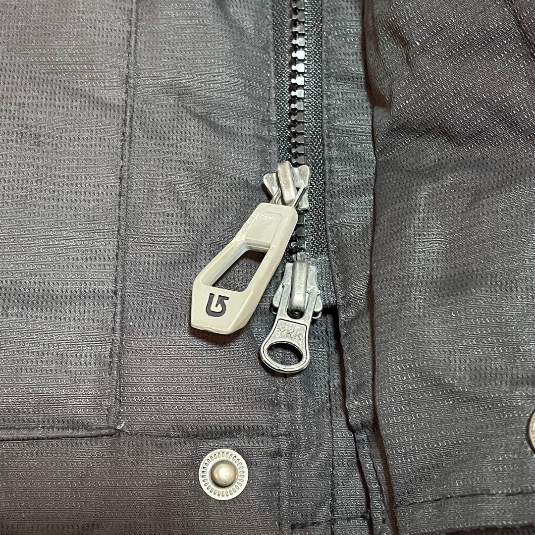 Burtonバートンスキーウェアスノーボードジャケットダウン中綿黒ブラック刺繍