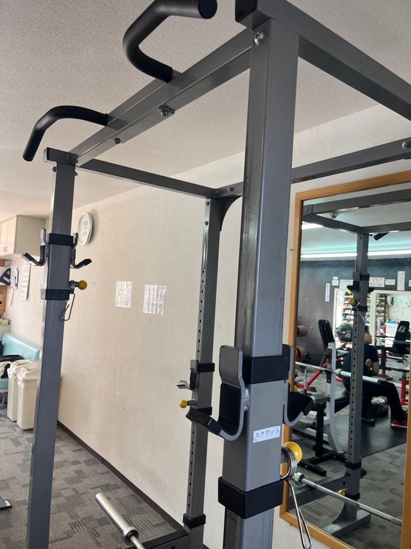業務用パワーラック プルアップバー、付いてます。引取限定