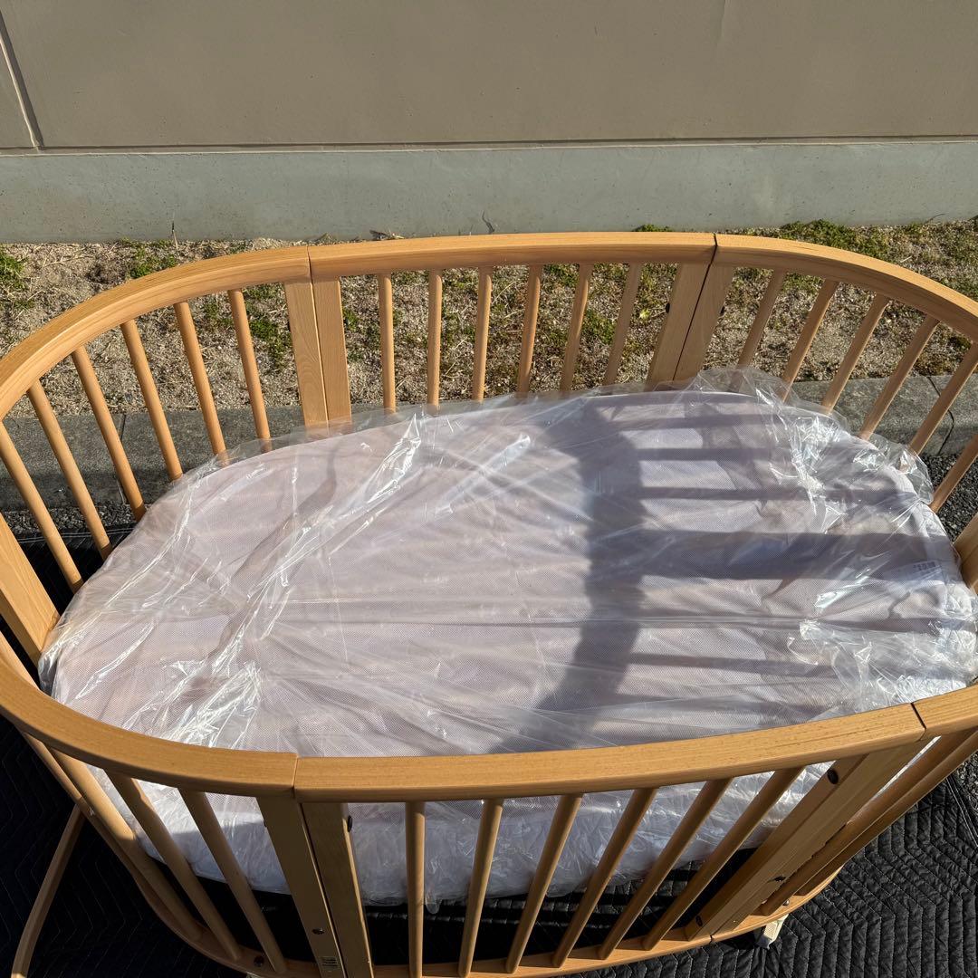 ① ストッケ スリーピー ベビーベッド 木製 ナチュラル V2