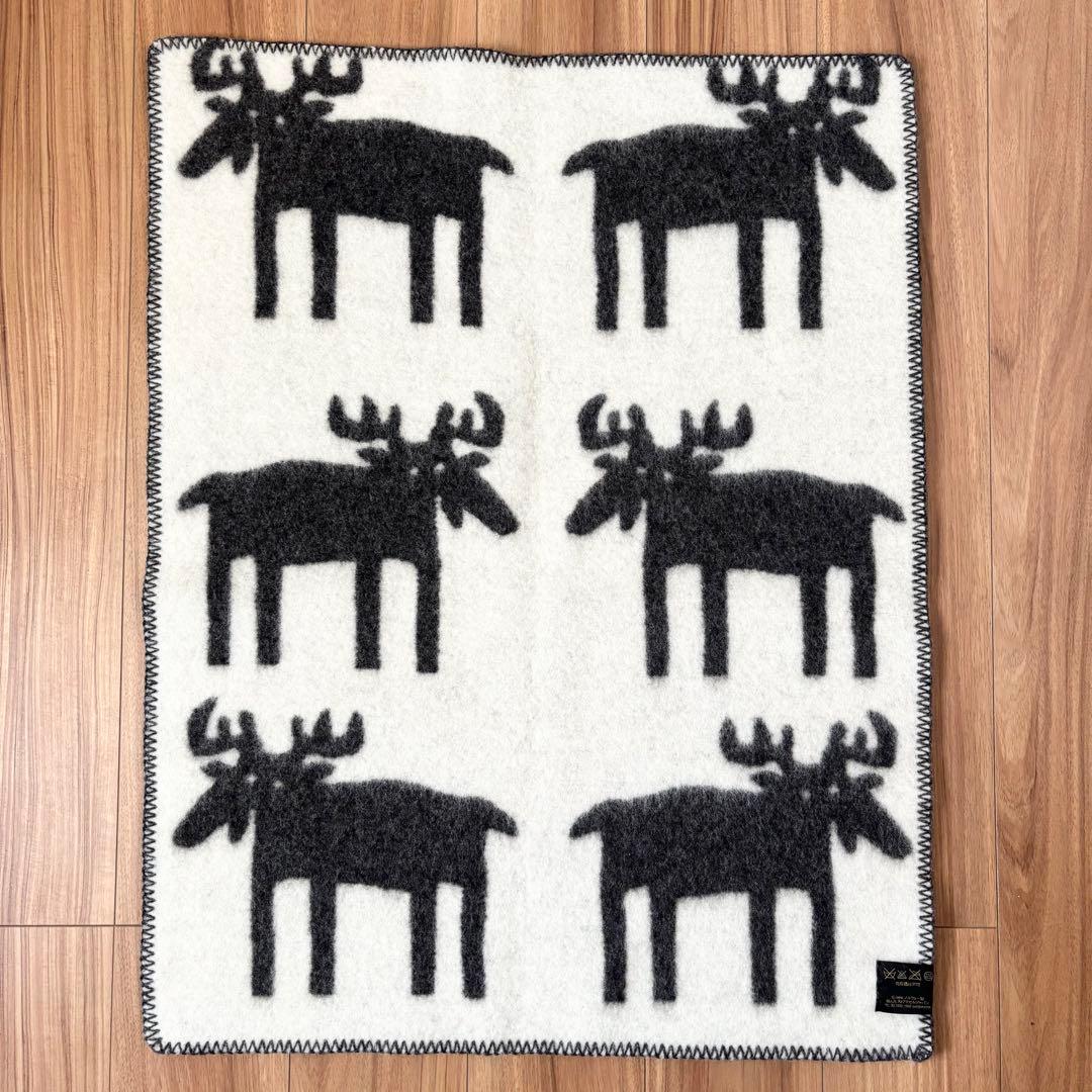 ロロスツイード トナカイ柄　ブランケット