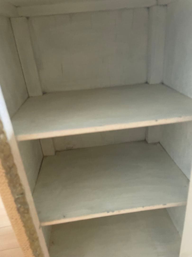 ロイドルーム　ベットサイドチェスト