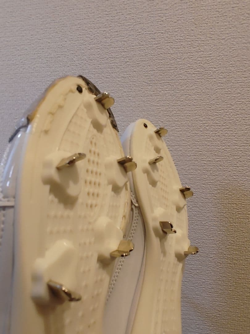 スラッガー　野球　25.0センチ スパイク　金具　ホワイト 高校野球