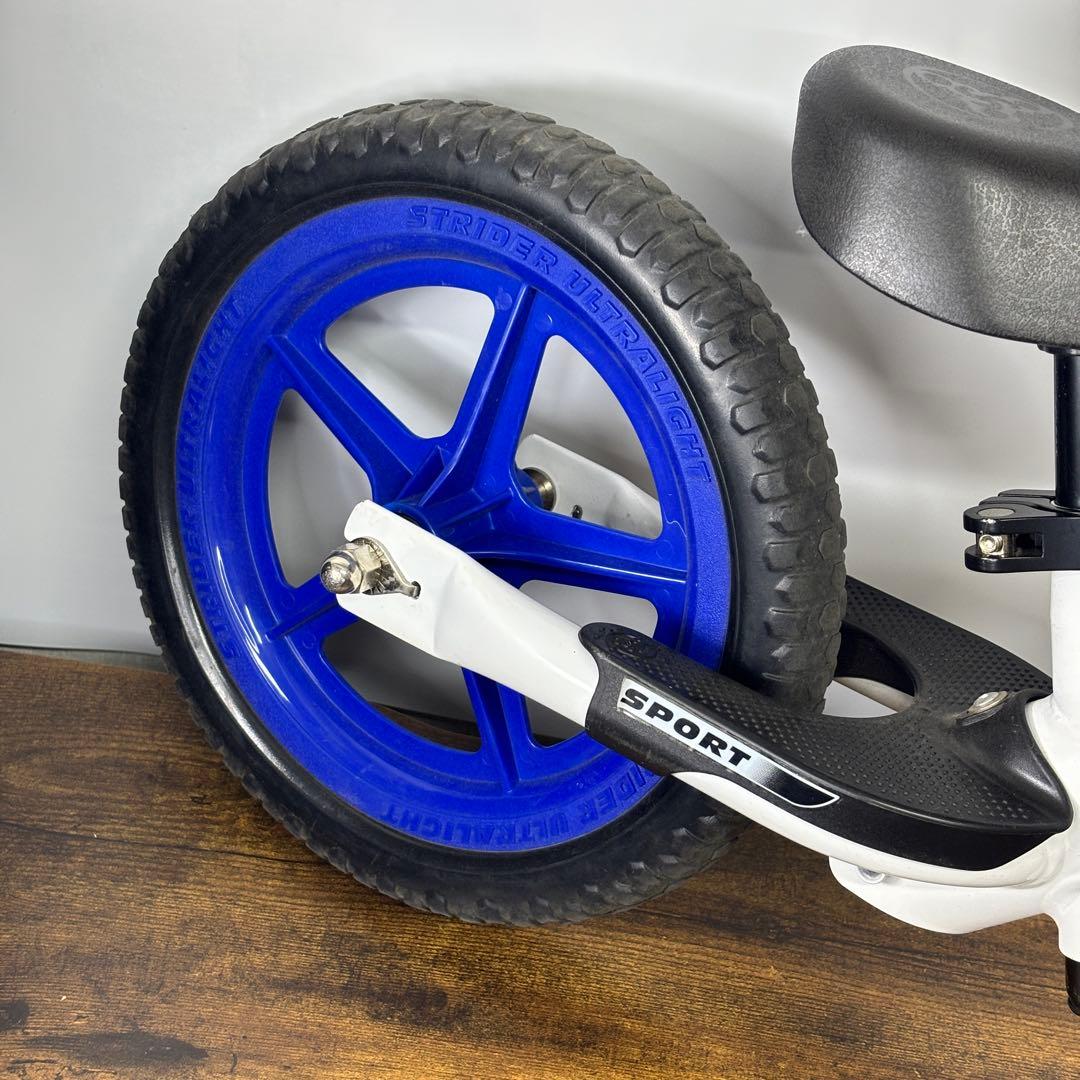 STRIDER ストライダー12インチ　スポーツ限定カラー トリコロール✨希少✨