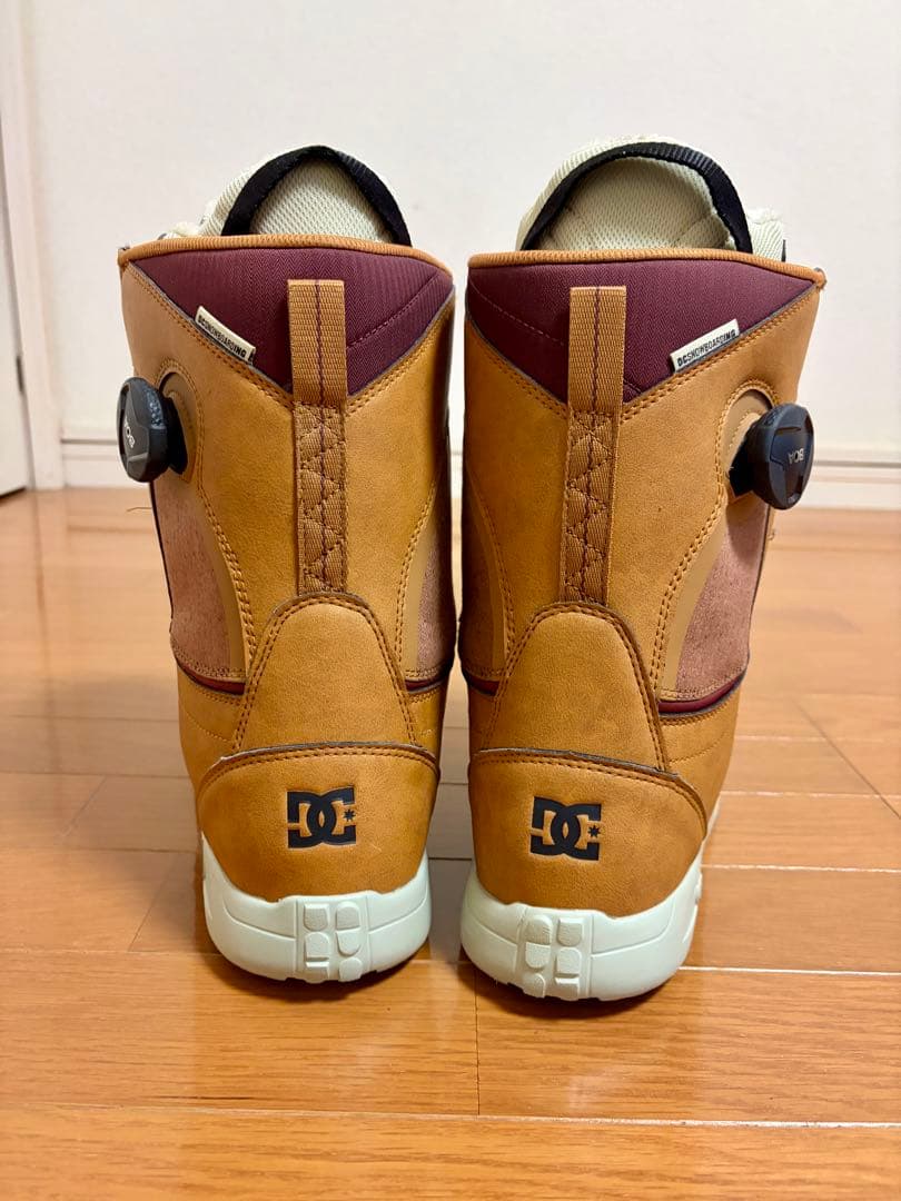 element DC 女性用スノーボードブーツ