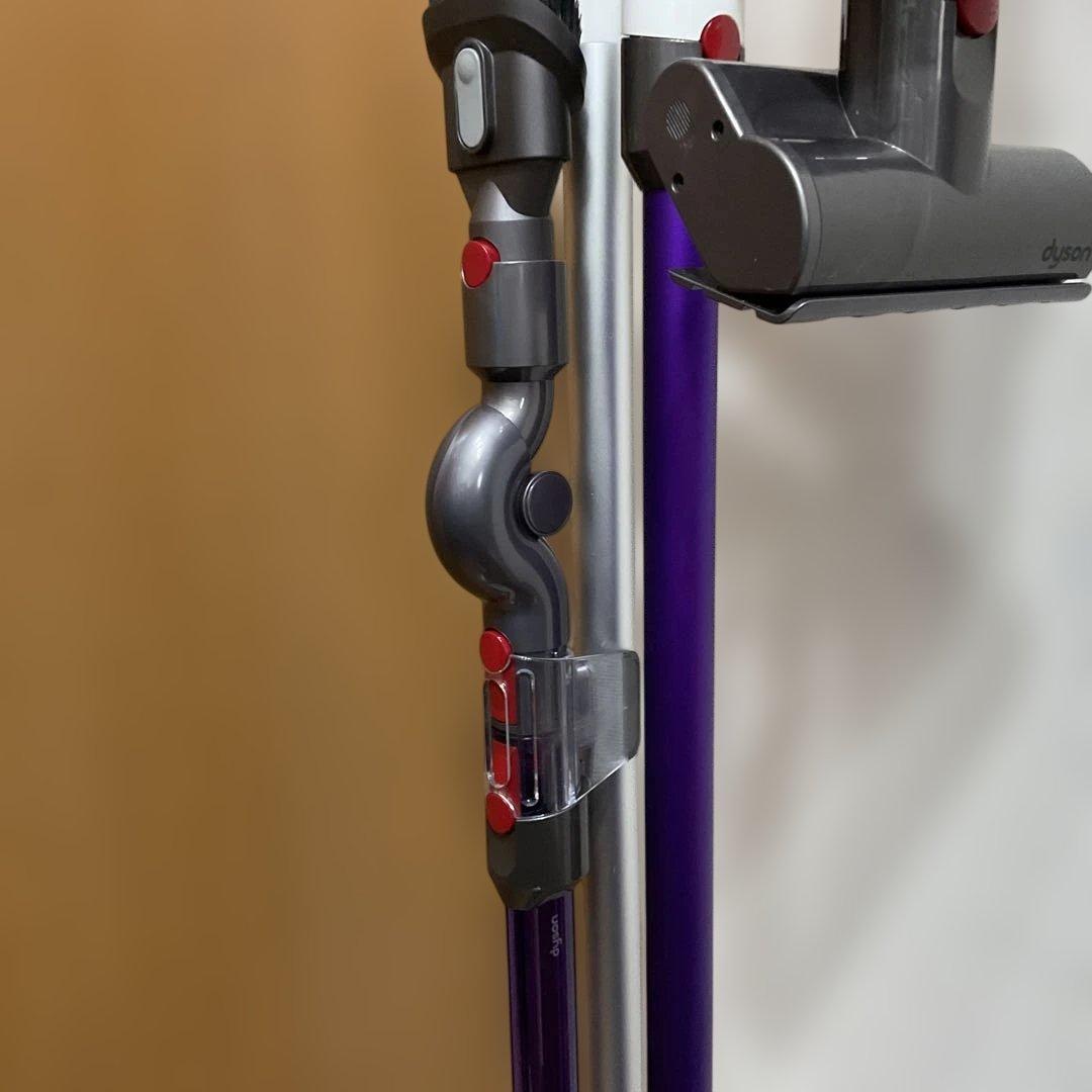 30.『美品』洗浄済Dyson Digital Slim Fluffy SV18