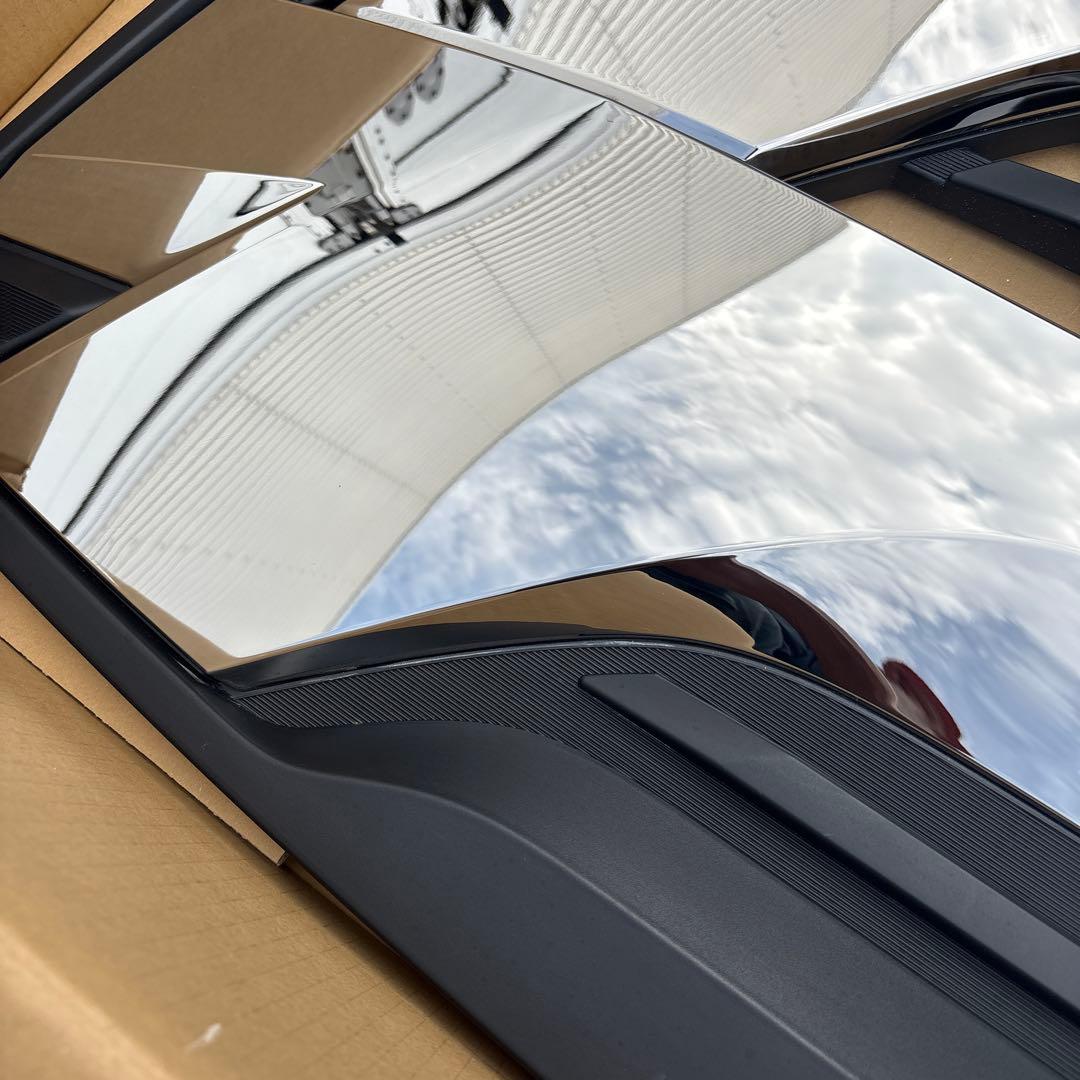 いすゞギガ純正クロームメッキグリル　中古品