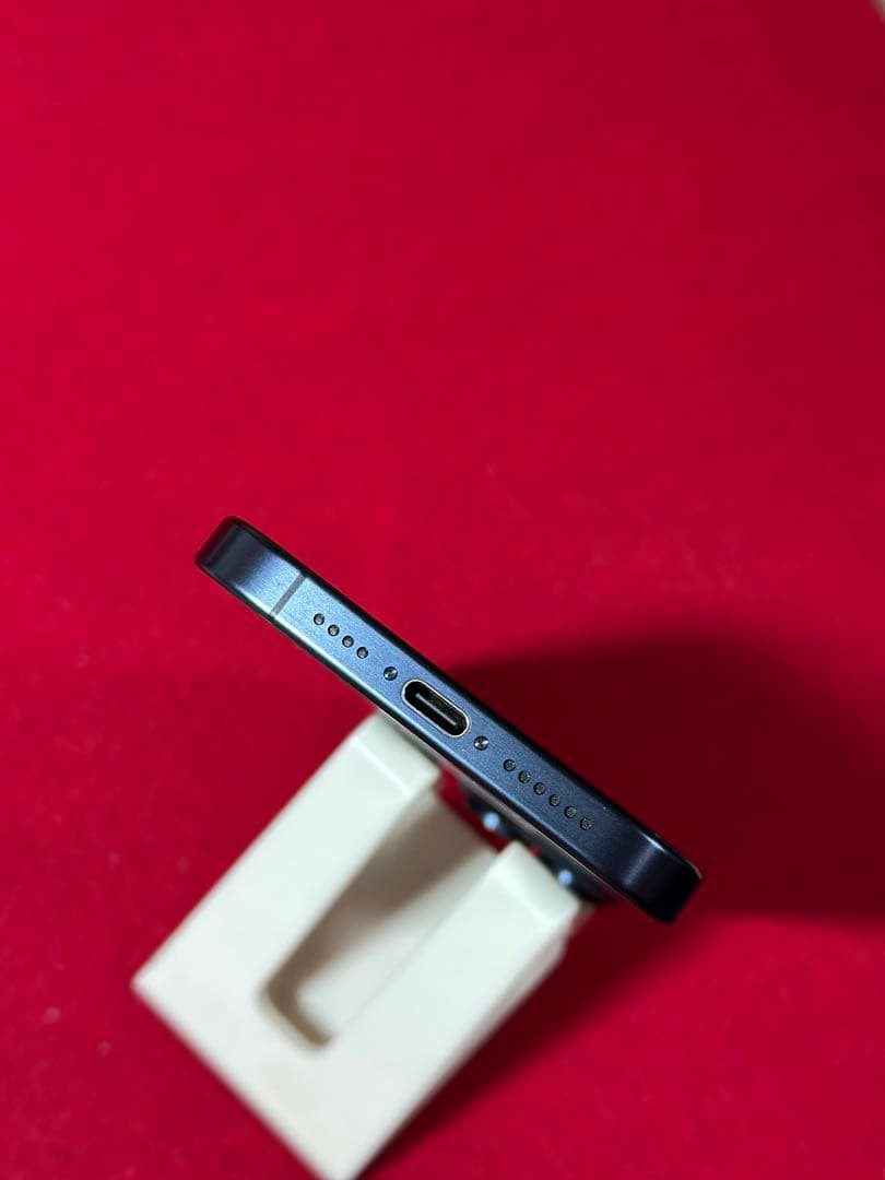 【7086】iPhone 15promaxブルーチタニウム256GBsimフリー