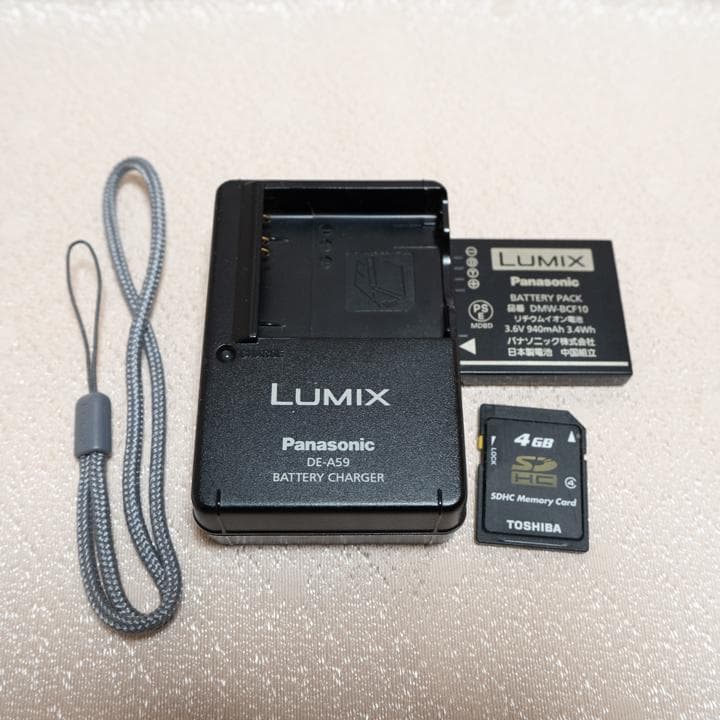【Panasonic】LUMIX DMC-FX40 ピンク SDHC 4GB付