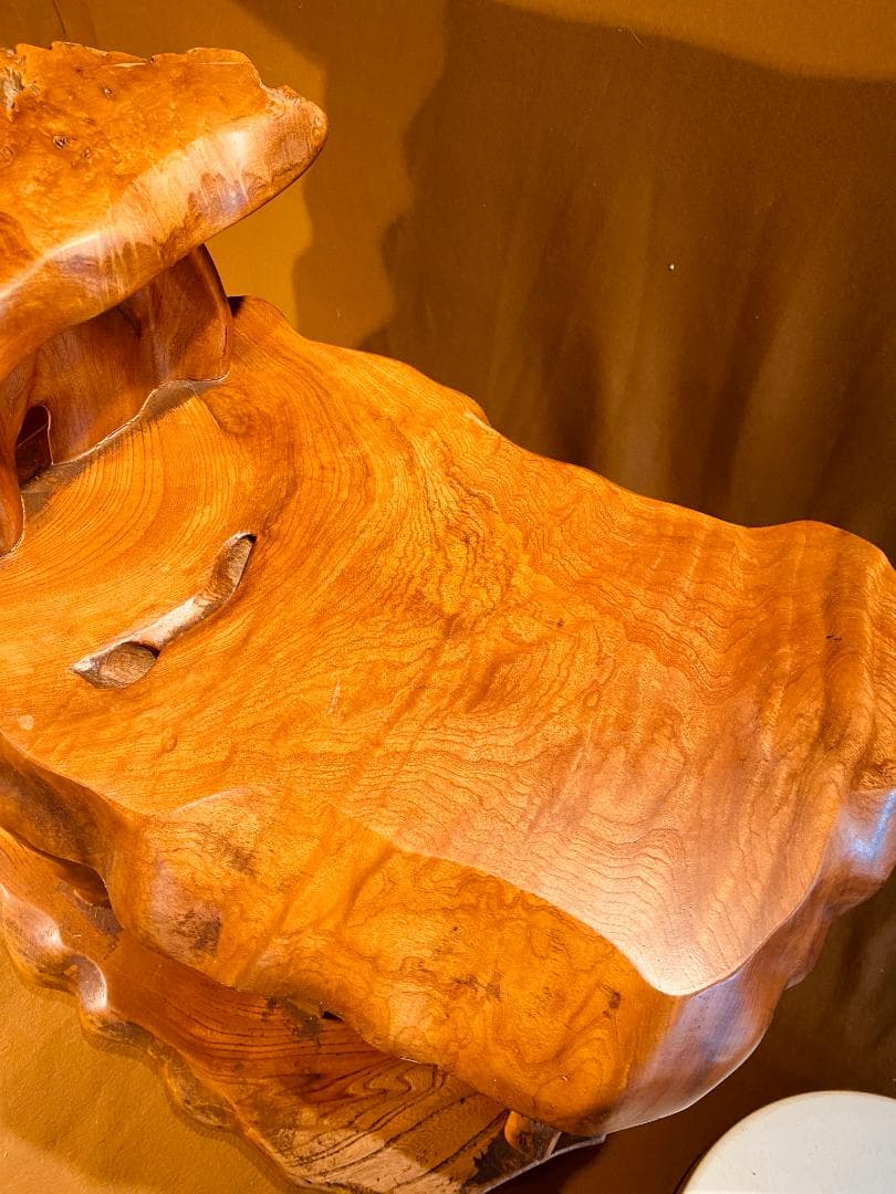 キャスター付！ケヤキ名木の飾り棚