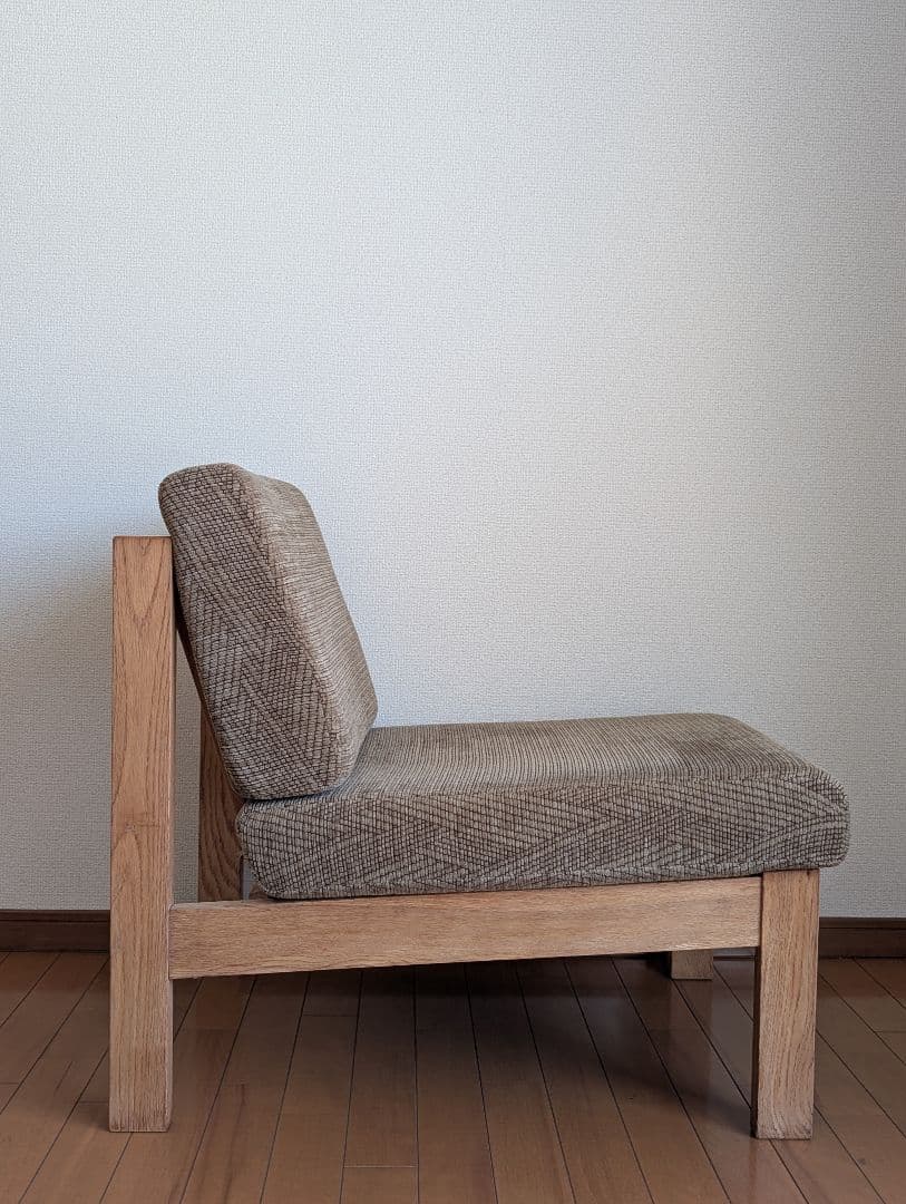 北欧ヴィンテージソファ　オーク　中央