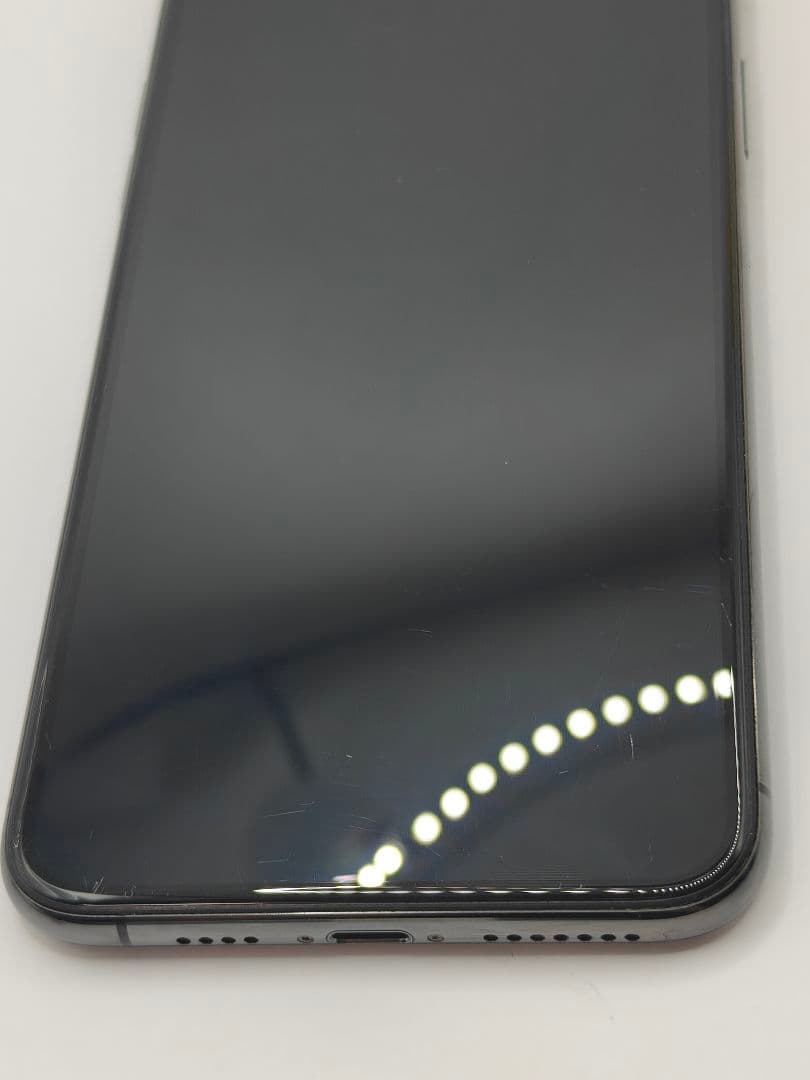 Apple iPhone 11 Pro max 64GB SIMロックあリ