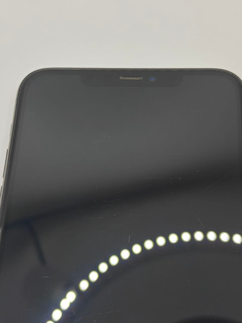 Apple iPhone 11 Pro max 64GB SIMロックあリ