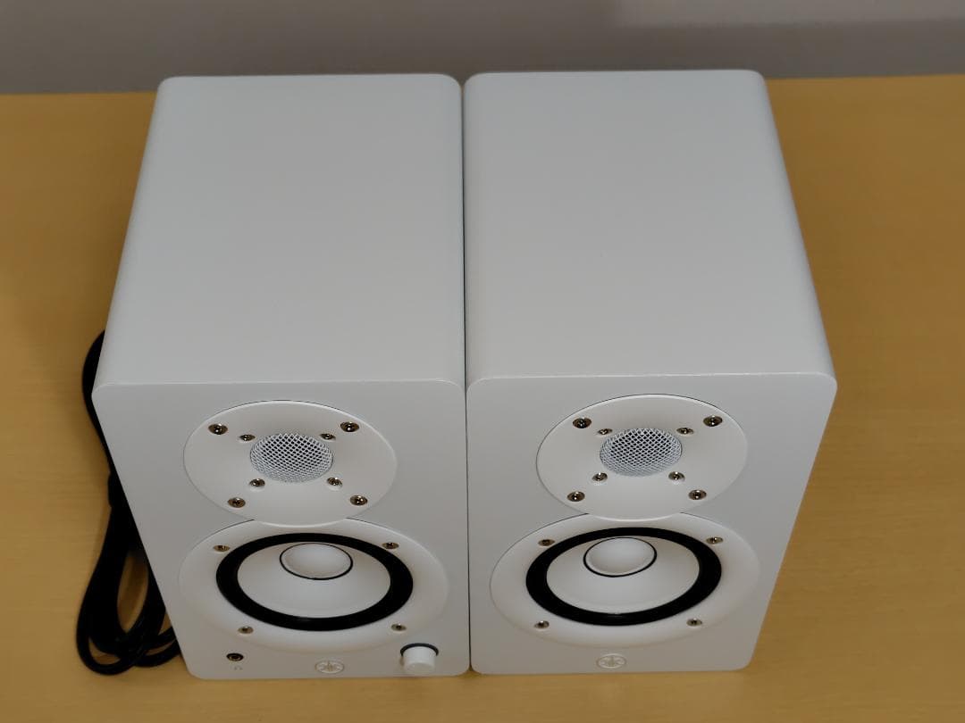 Yamaha HS3 モニタースピーカー