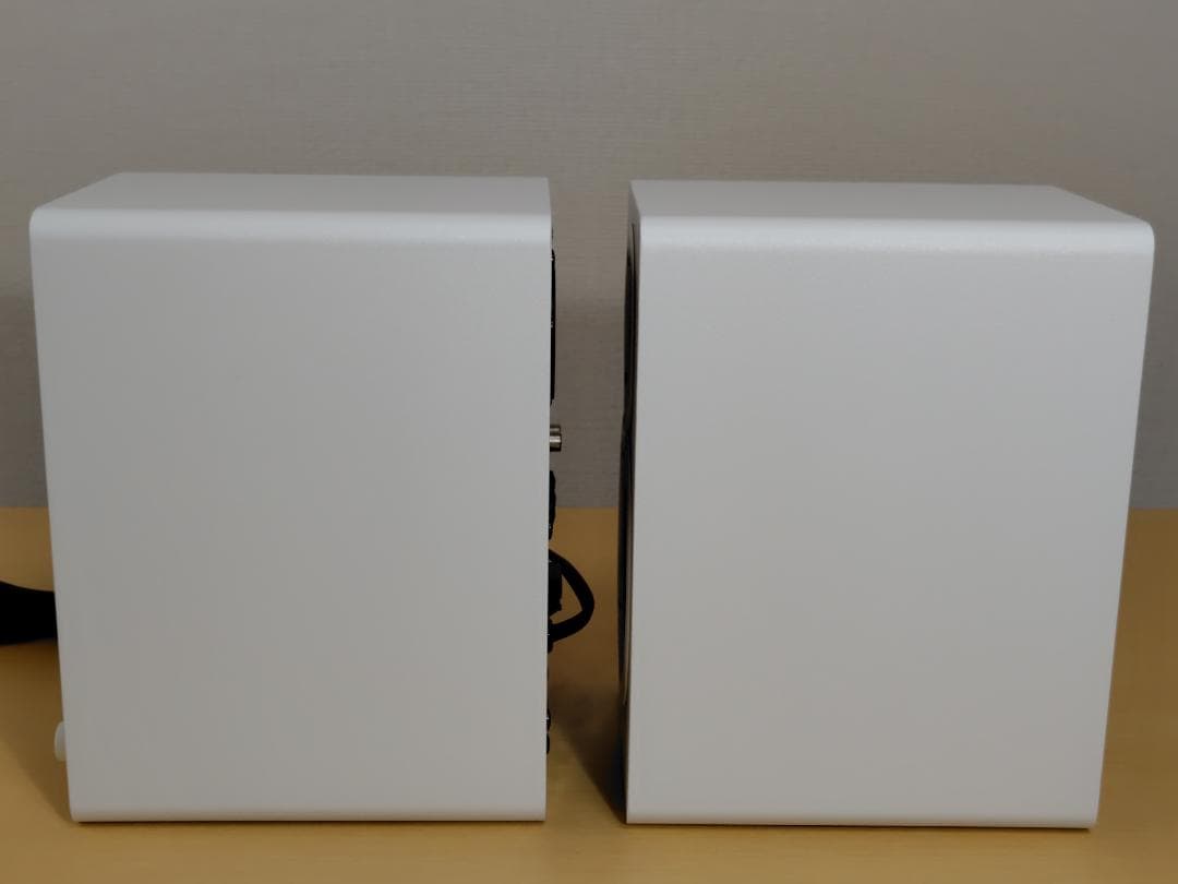 Yamaha HS3 モニタースピーカー