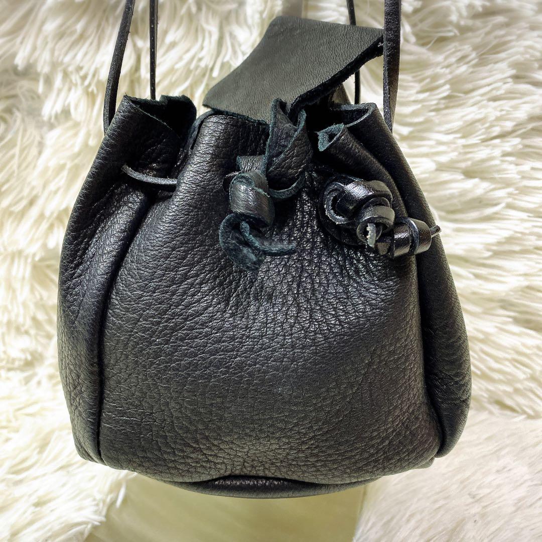 cokia ブラックレザー巾着型　ミニショルダーバッグ　ポシェット