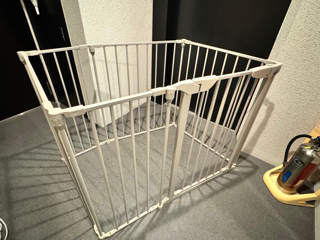 City Dog ホワイトペットプレイペン 6枚パネル（ノーマルサイズ）