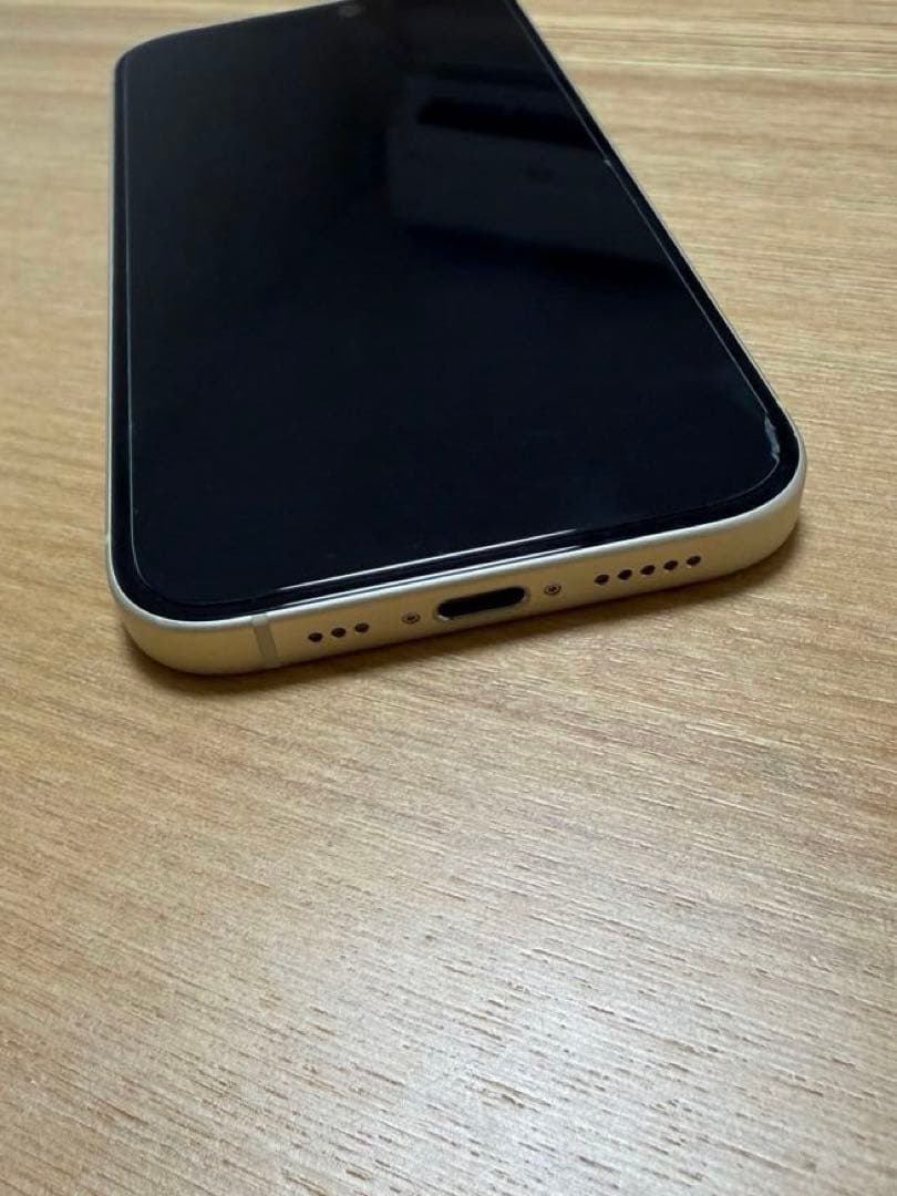 美品　Apple iPhone 15 128gb イエロー　AppleCare付