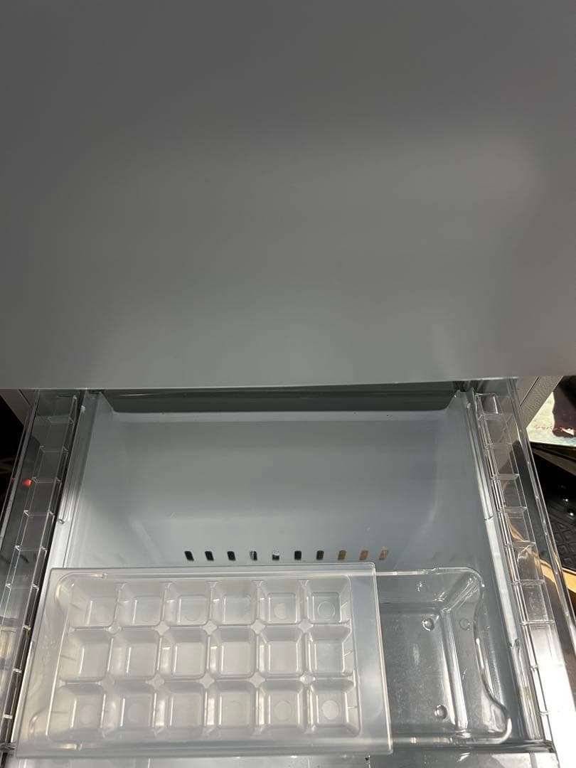 ヤマダセレクト ノンフロン冷凍冷蔵庫 YRZ-F15J 156L 2023年製