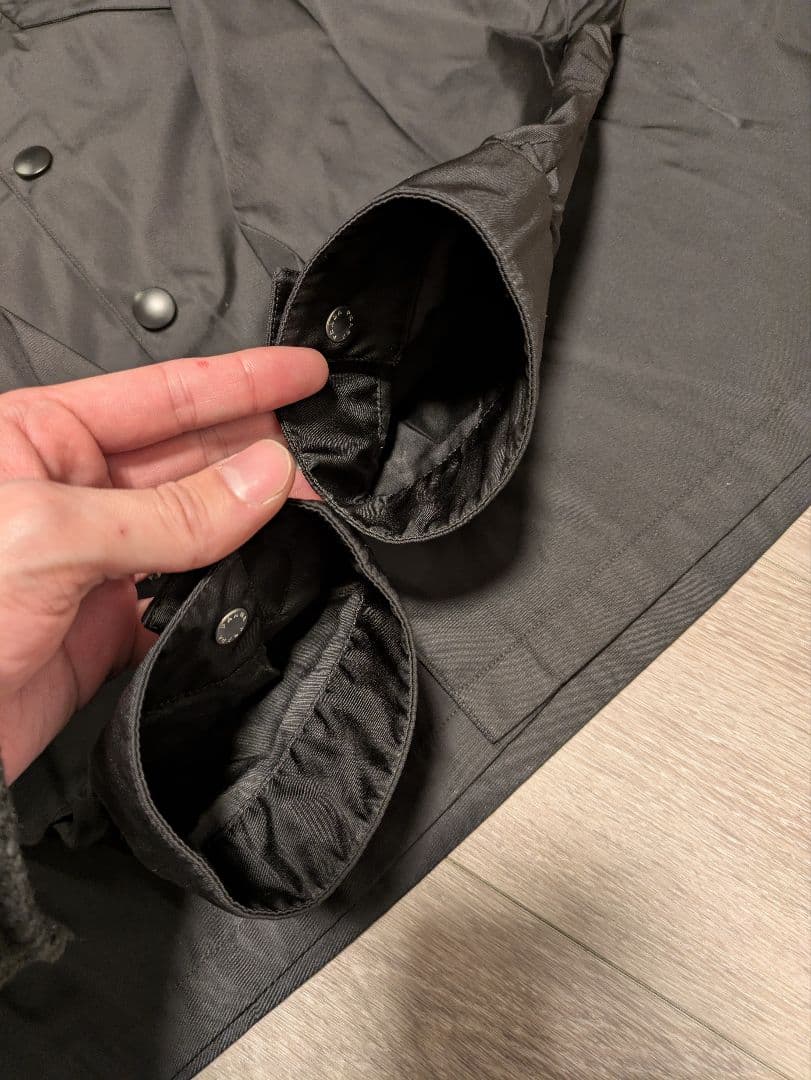 プラダ ナイロンジャケット　L