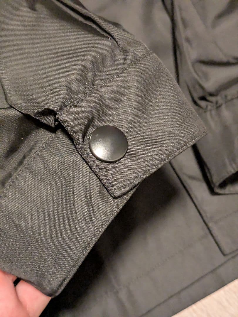 プラダ ナイロンジャケット　L