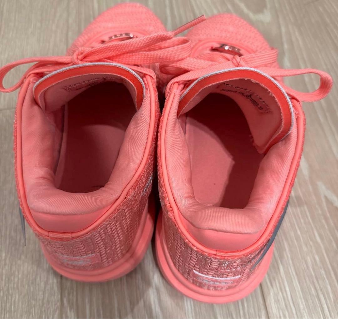 レブロン20 LeBron20 \"Pink Diamond\" 25cm