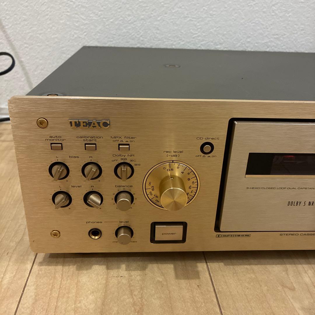 TEAC カセットデッキ V-6030S（ジャンク品）
