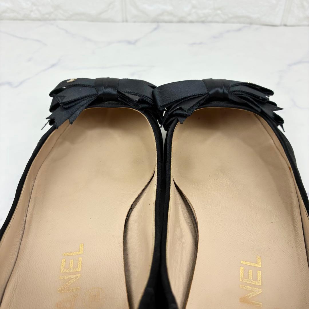 シャネル　パンプス　サテンリボン　ココマーク　バレエシューズ