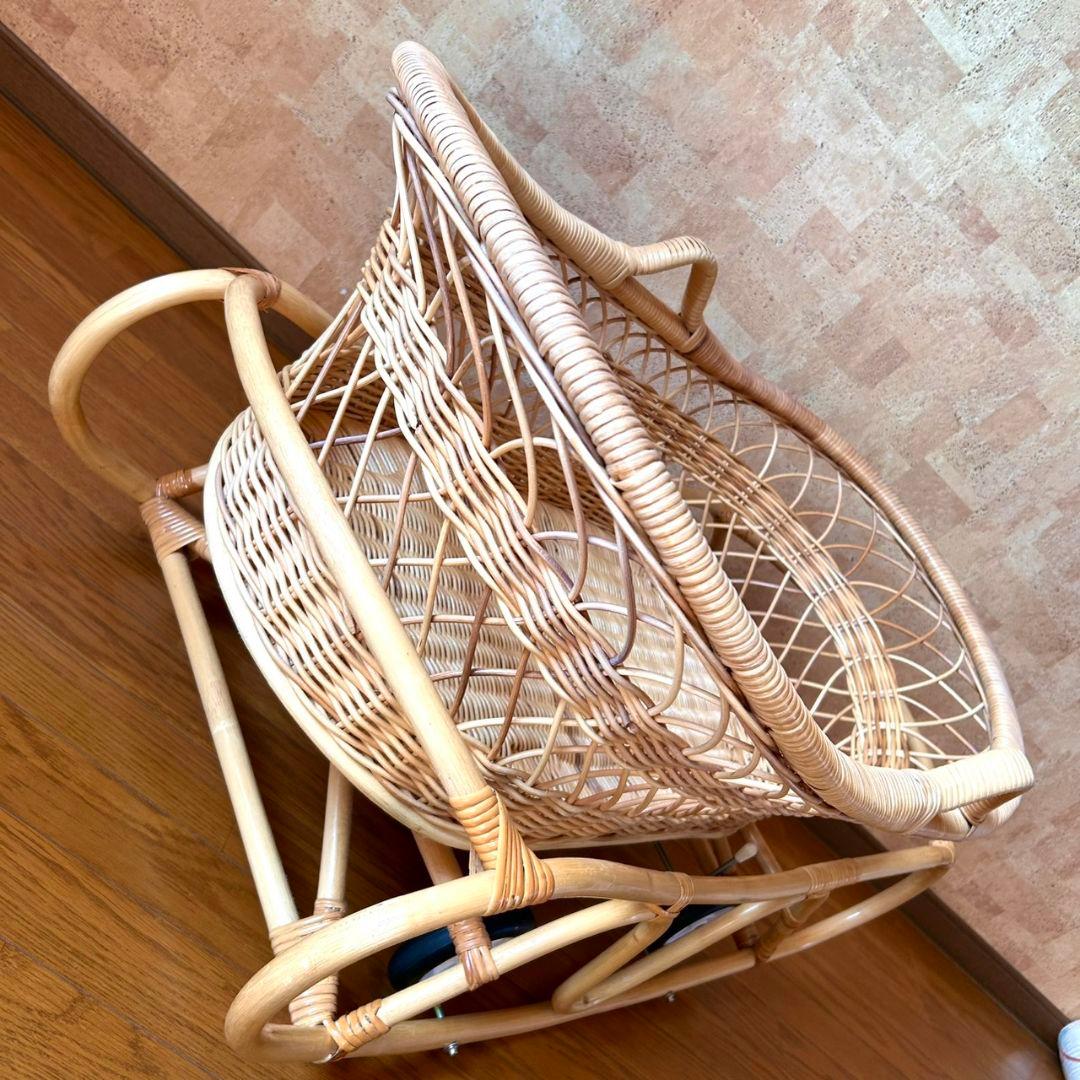 美品★藤のゆりかご　ラタン★インテリアや店舗のディスプレイにも