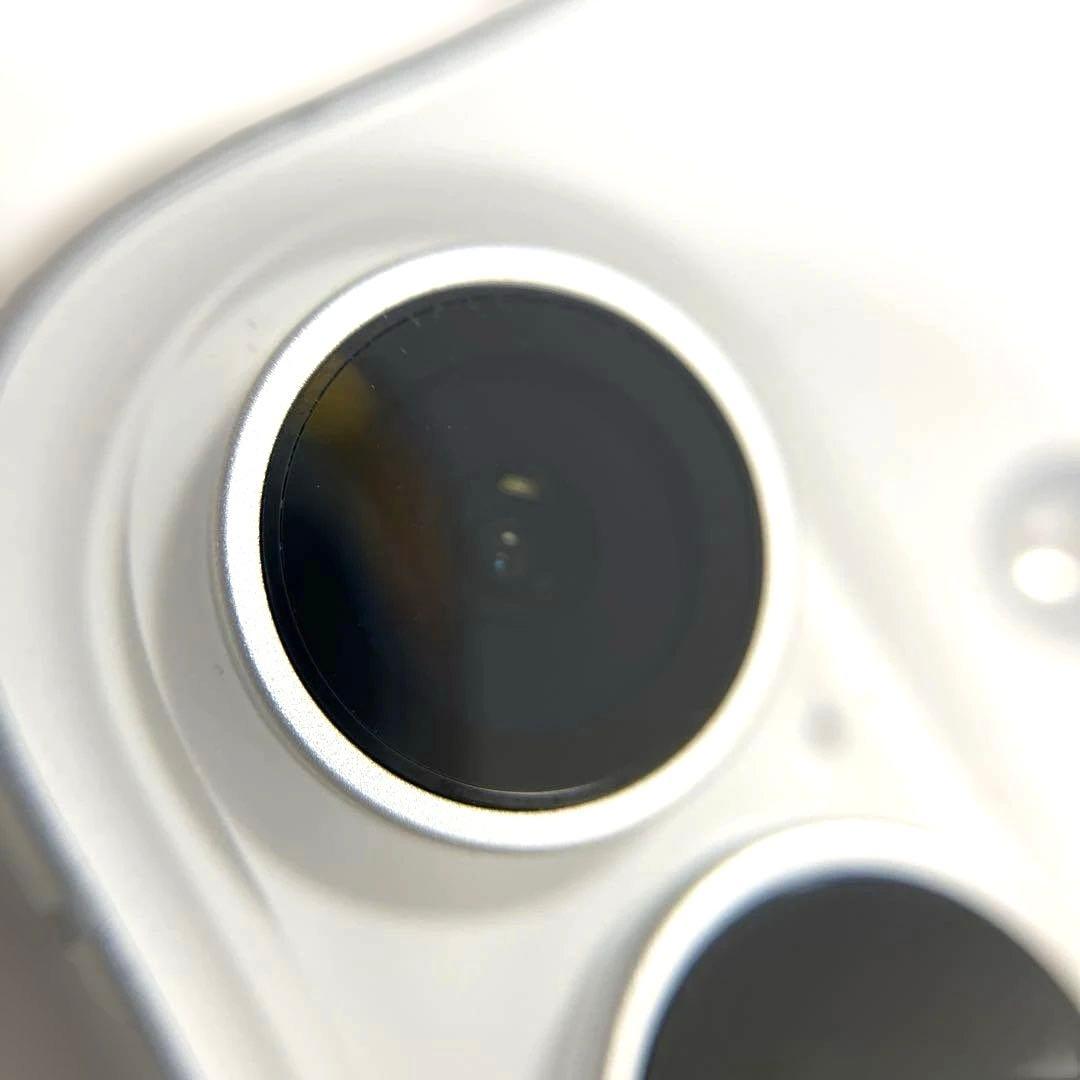 ★美品★iPhone17 256GB ホワイト