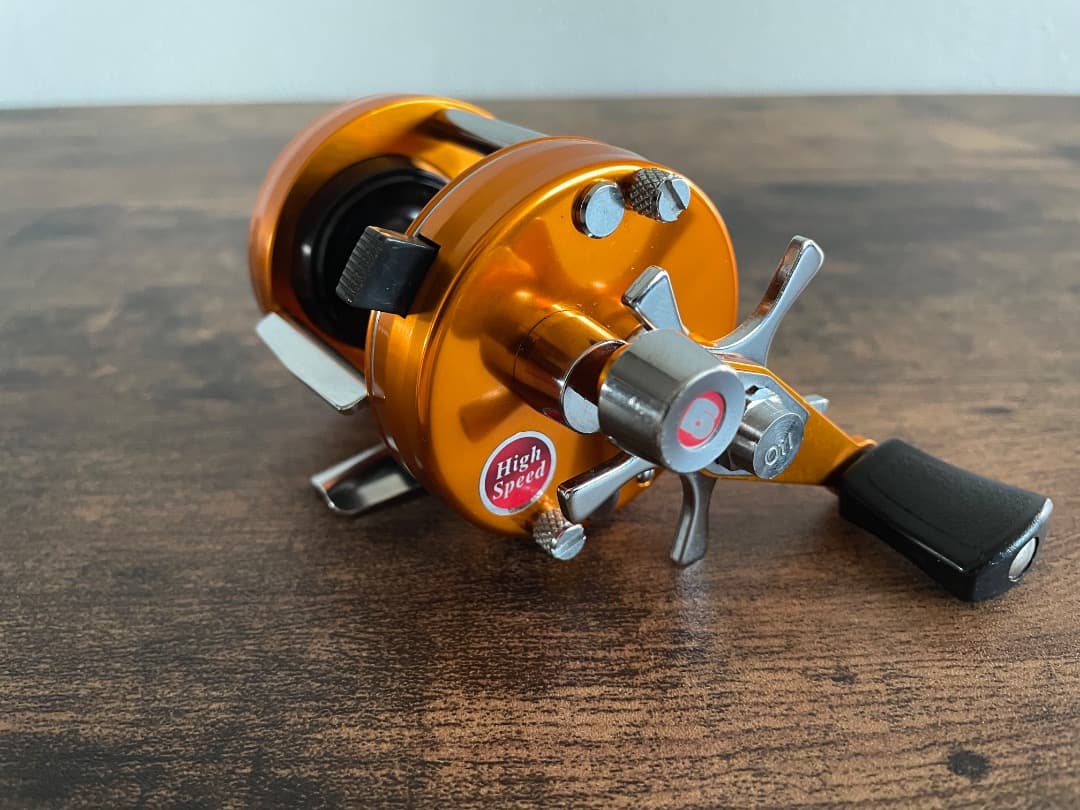 ABU Ambassadeur 2500C アンバサダー サンセットオレンジ美品