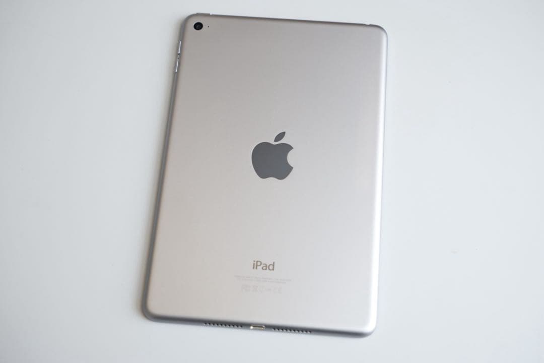 iPad mini4 64GB wifi シルバー Apple