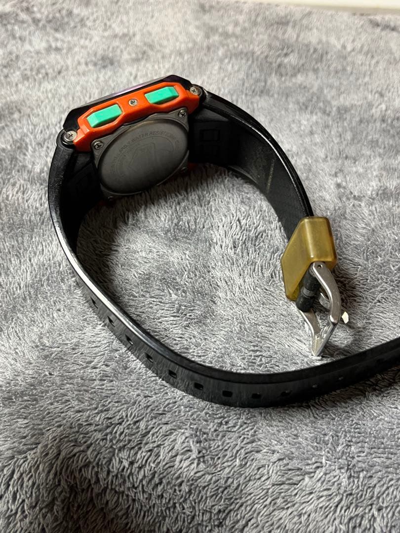 【激レア】G-SHOCK 日本未発売カラー G-8100アドバンスドデザイン